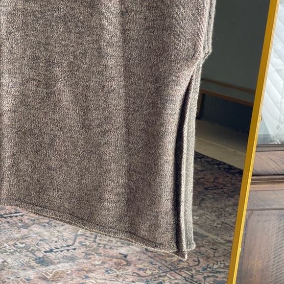 NWT Monrow x Revolve Cashmere Wool Blend Pencil Skirt in Brown/Taupe - Picture 2 of 10